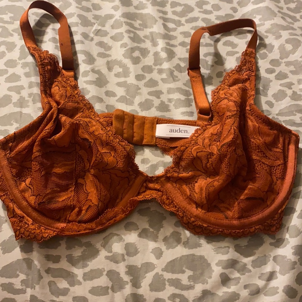 Brand new laced bra beautiful fall color